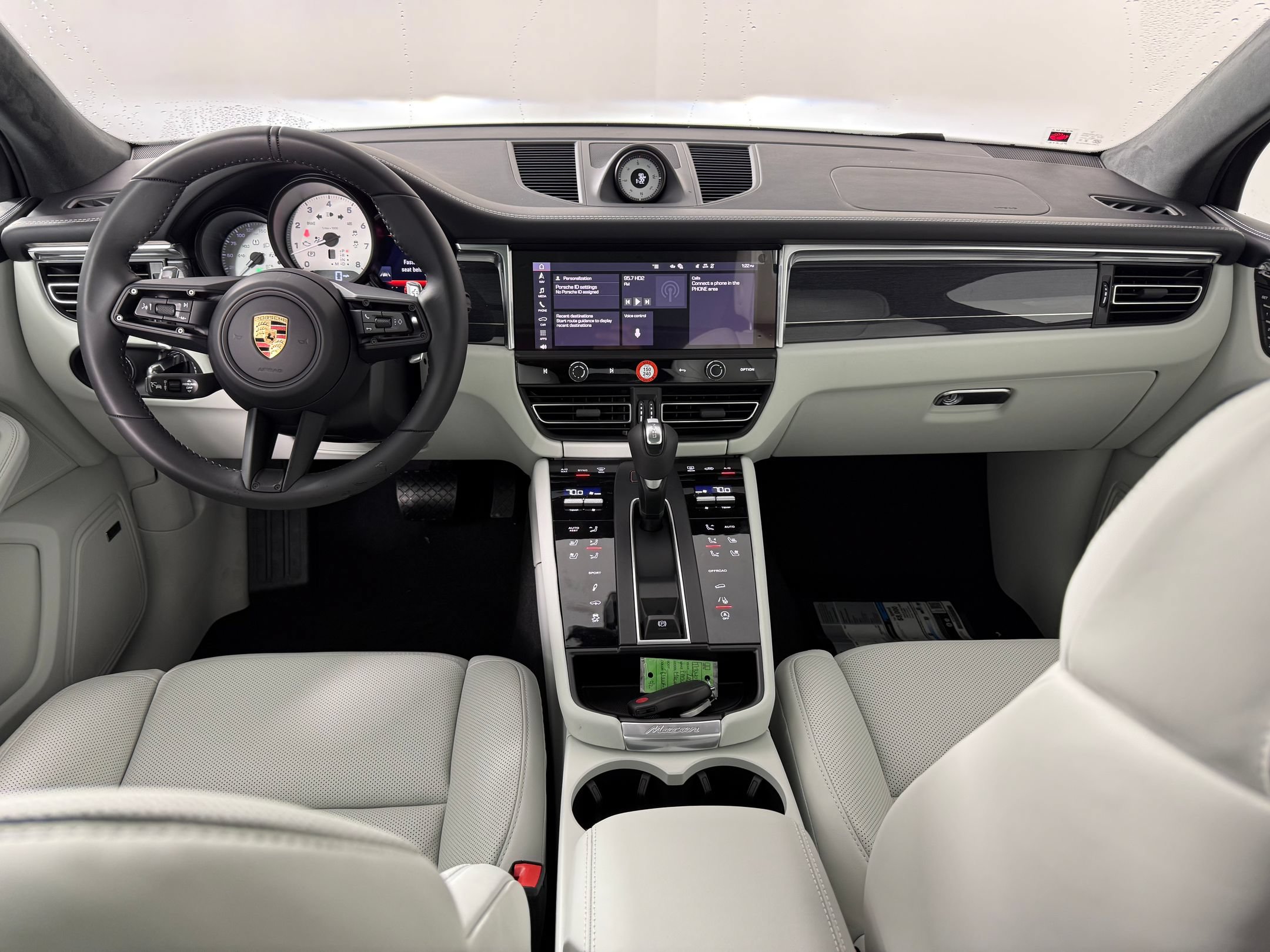 Used 2026 Porsche Macan S AWD/4WD image 15