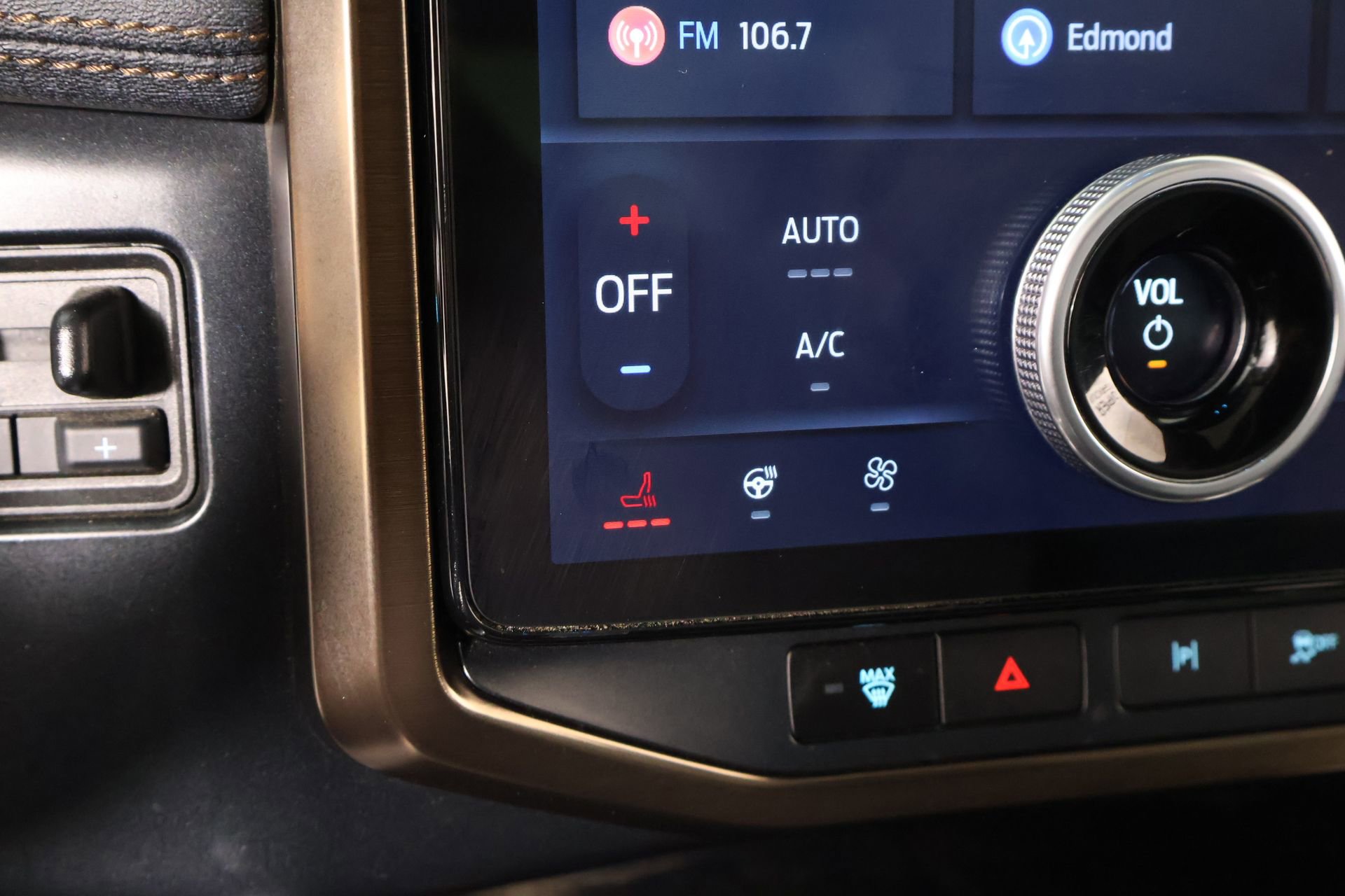 Used 2023 Ford F150 Lightning Lariat w/ Equipment Group 511A High image 7