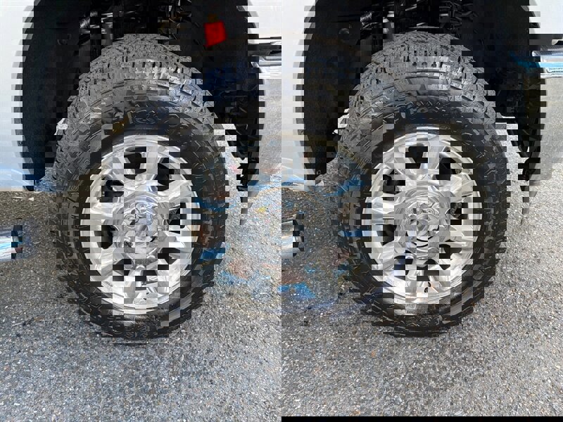 Used 2016 Ford F250 Lariat image 27