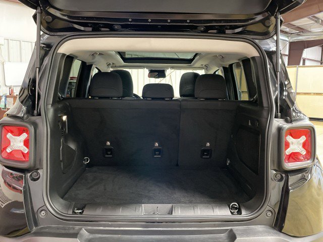 Used 2023 Jeep Renegade Altitude w/ Sun/Sound Group image 26