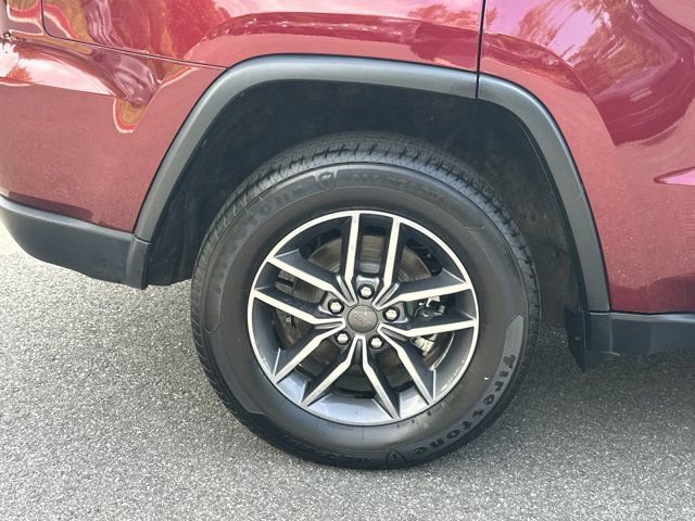 Used 2019 Jeep Grand Cherokee Limited AWD/4WD image 20