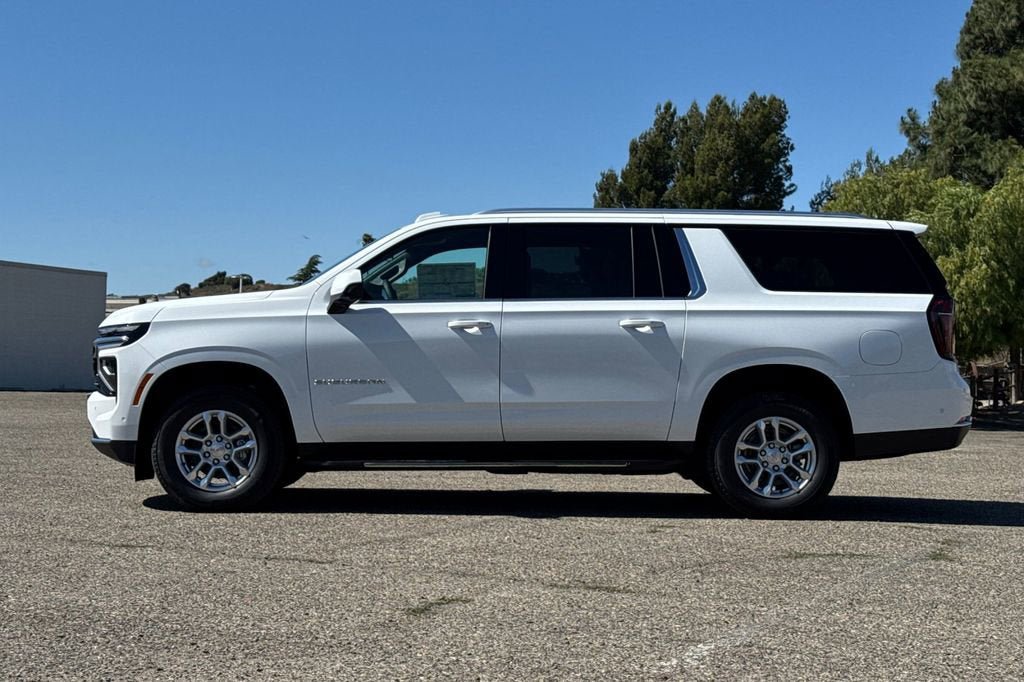New 2026 Chevrolet Suburban LS RWD image 7