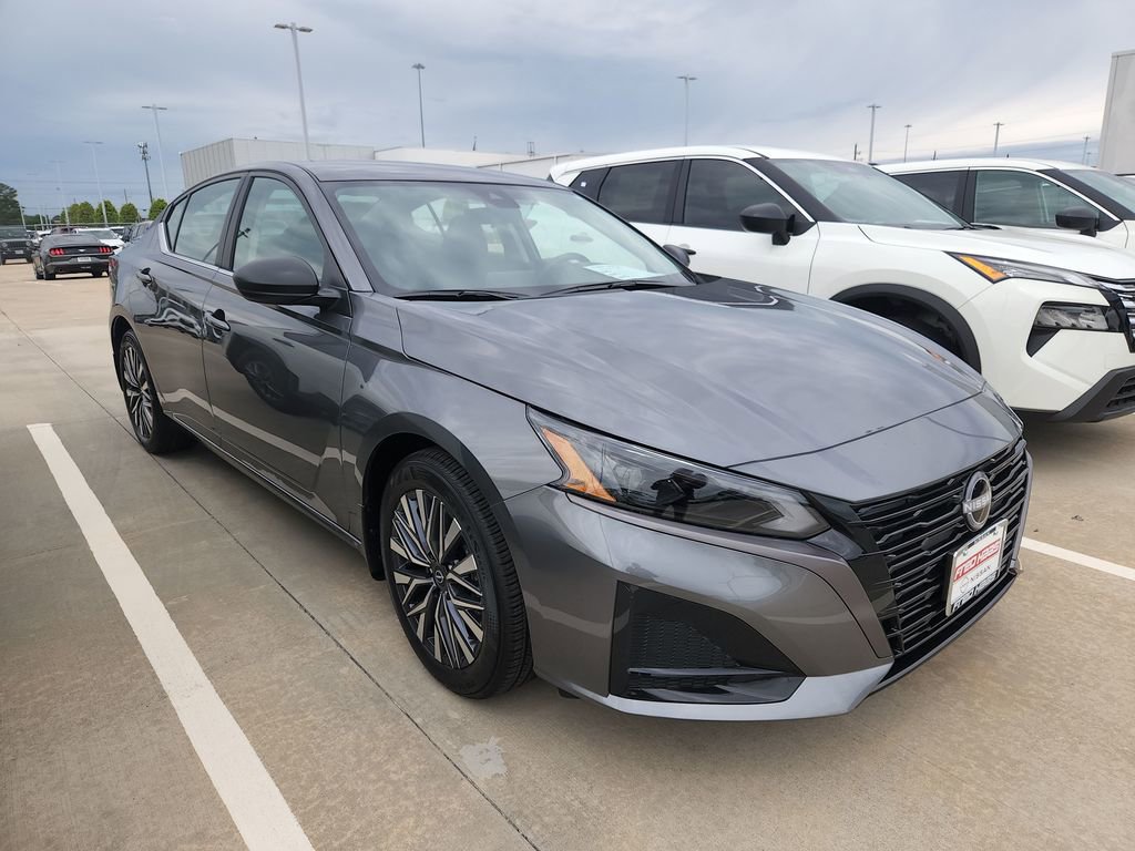 New 2026 Nissan Altima 2.5 SV