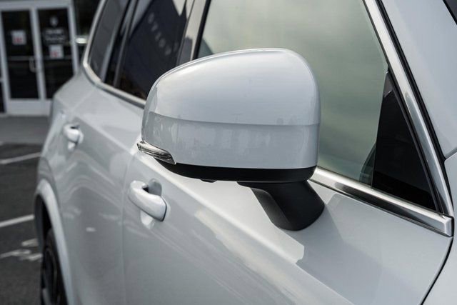 New 2026 Volvo XC90 B6 Plus w/ Protection Package Premier image 14