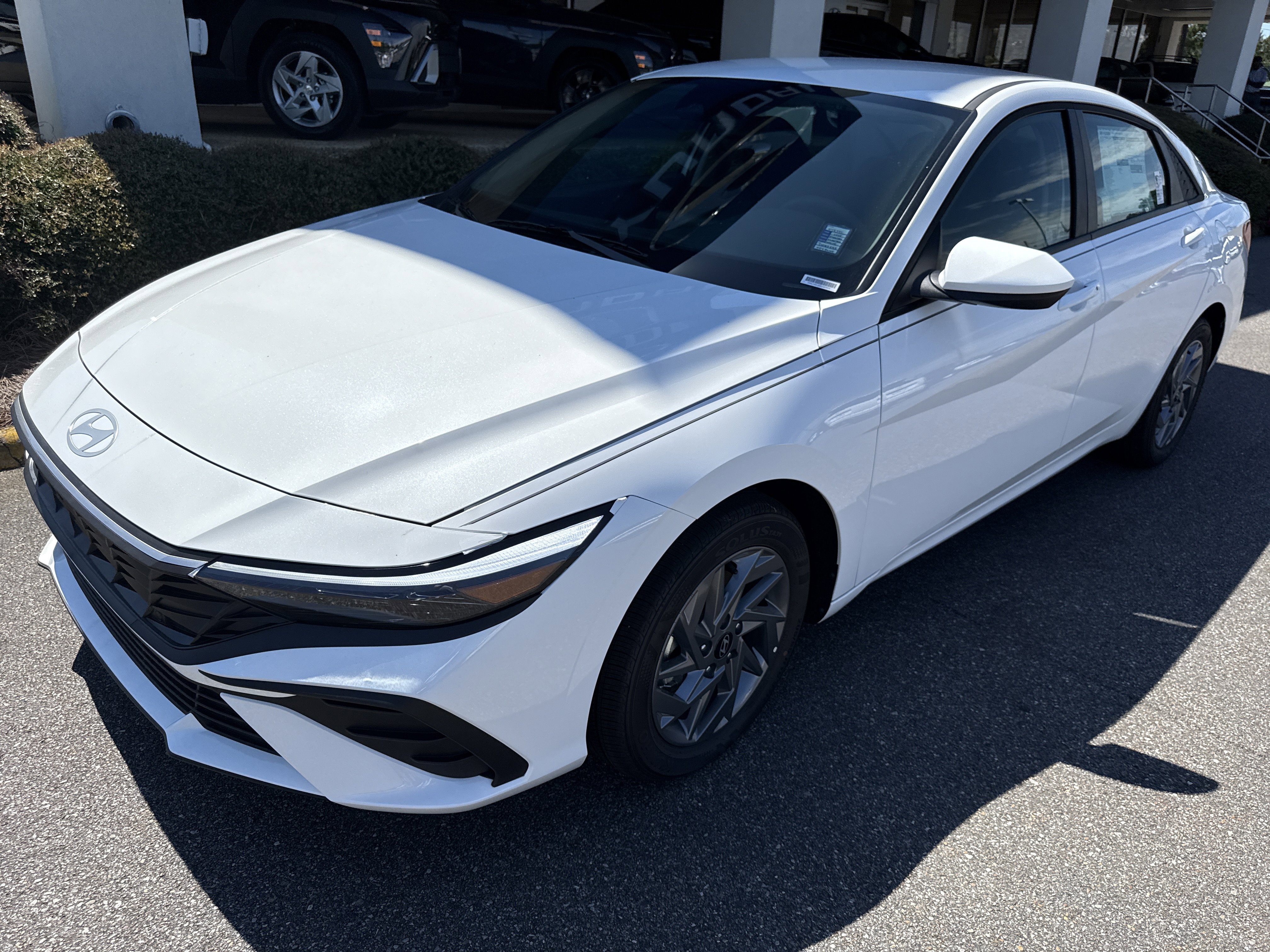 New 2025 Hyundai Elantra Blue