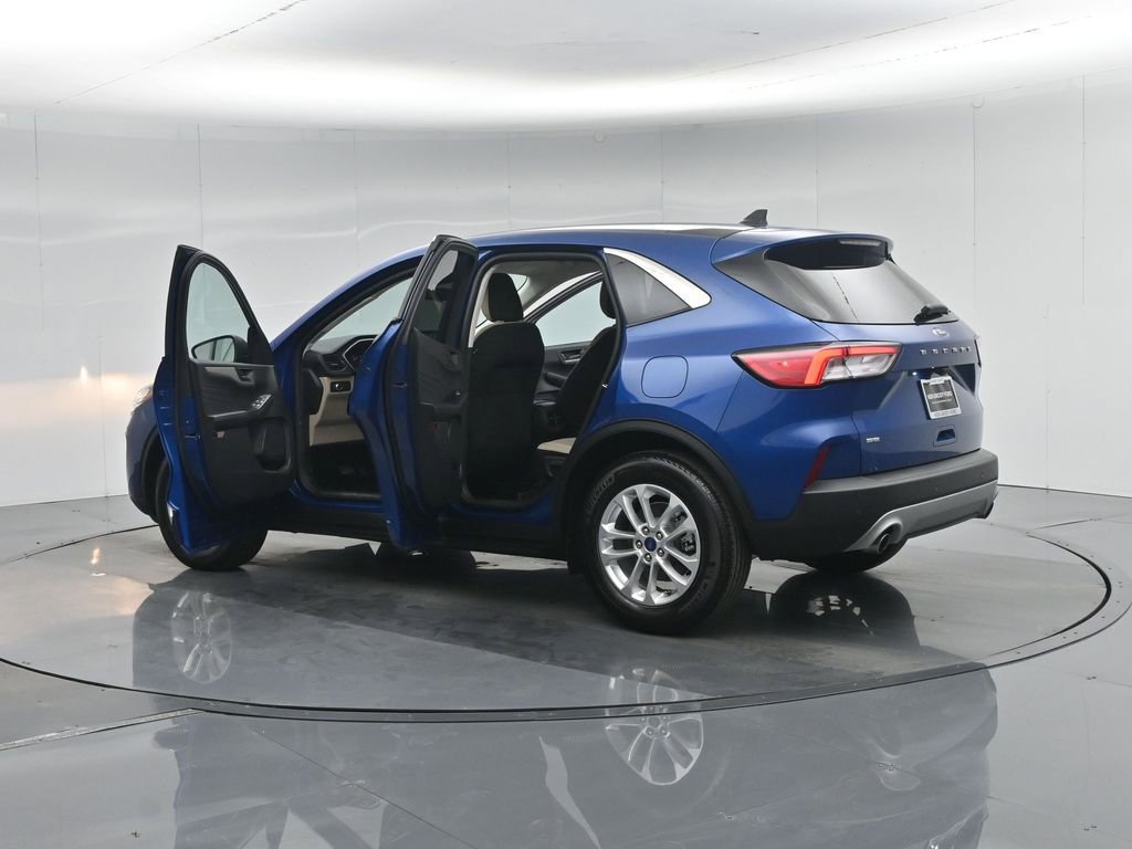 Used 2022 Ford Escape SE w/ Convenience Package FWD image 37