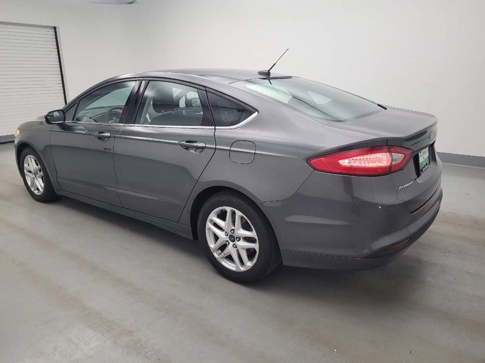 Used 2015 Ford Fusion SE FWD image 3
