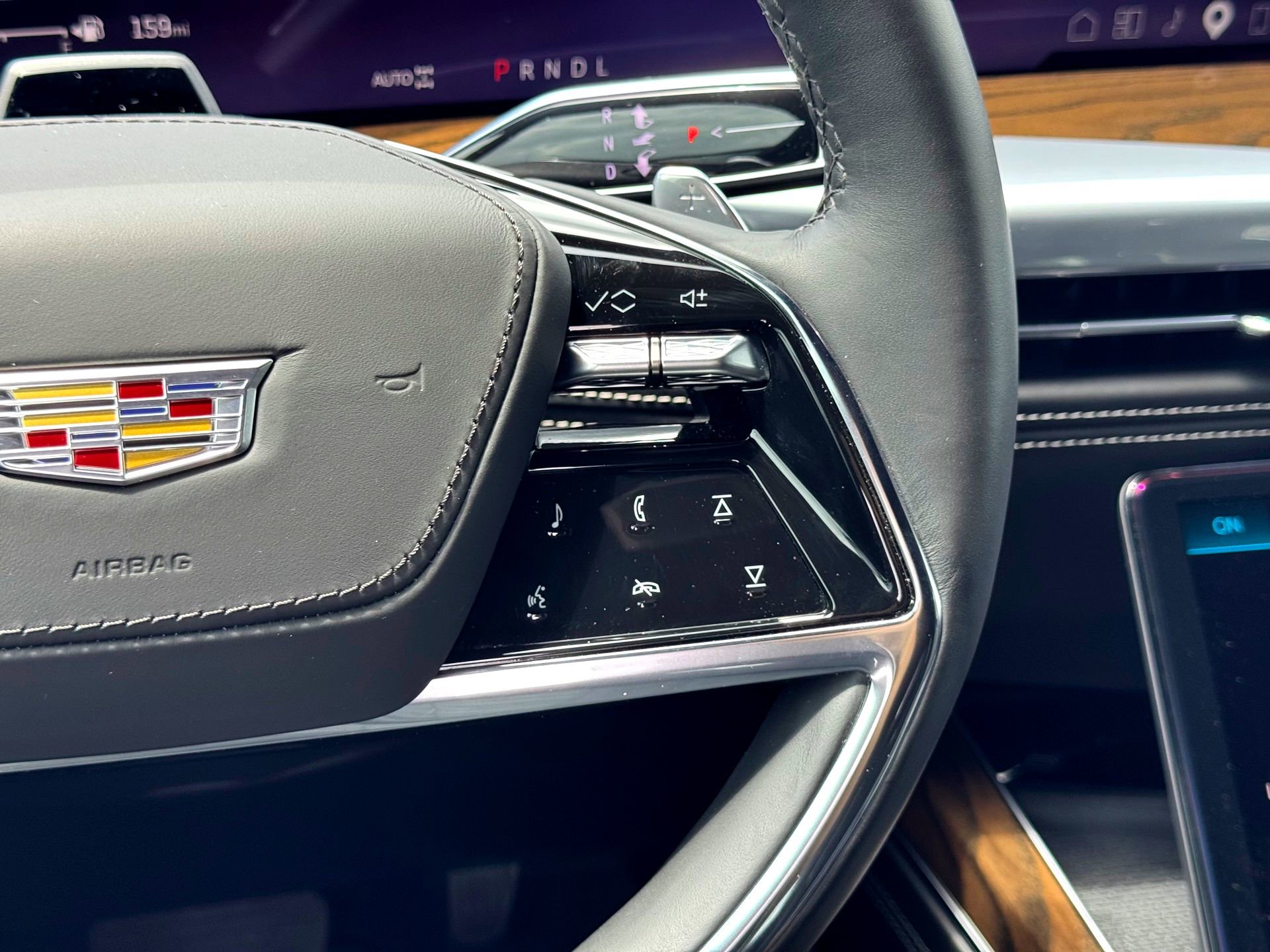 Used 2025 Cadillac Escalade ESV Sport Platinum image 34