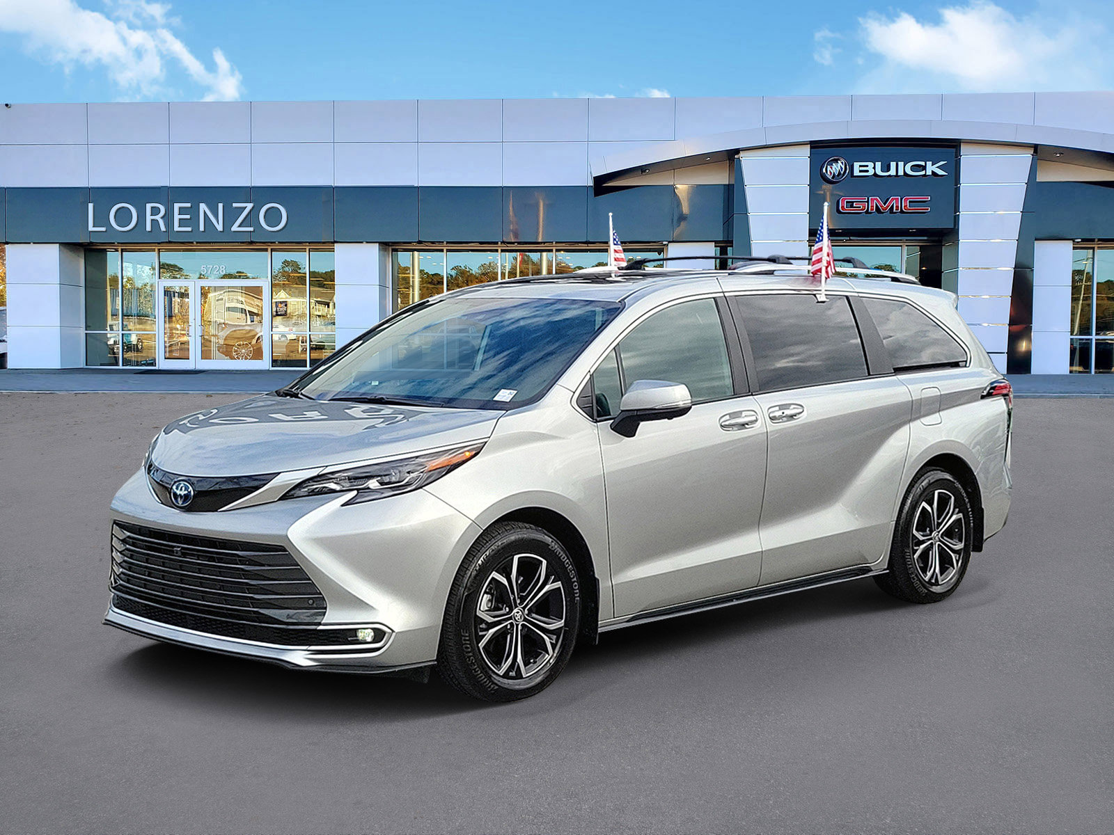 Used 2025 Toyota Sienna Platinum image 1