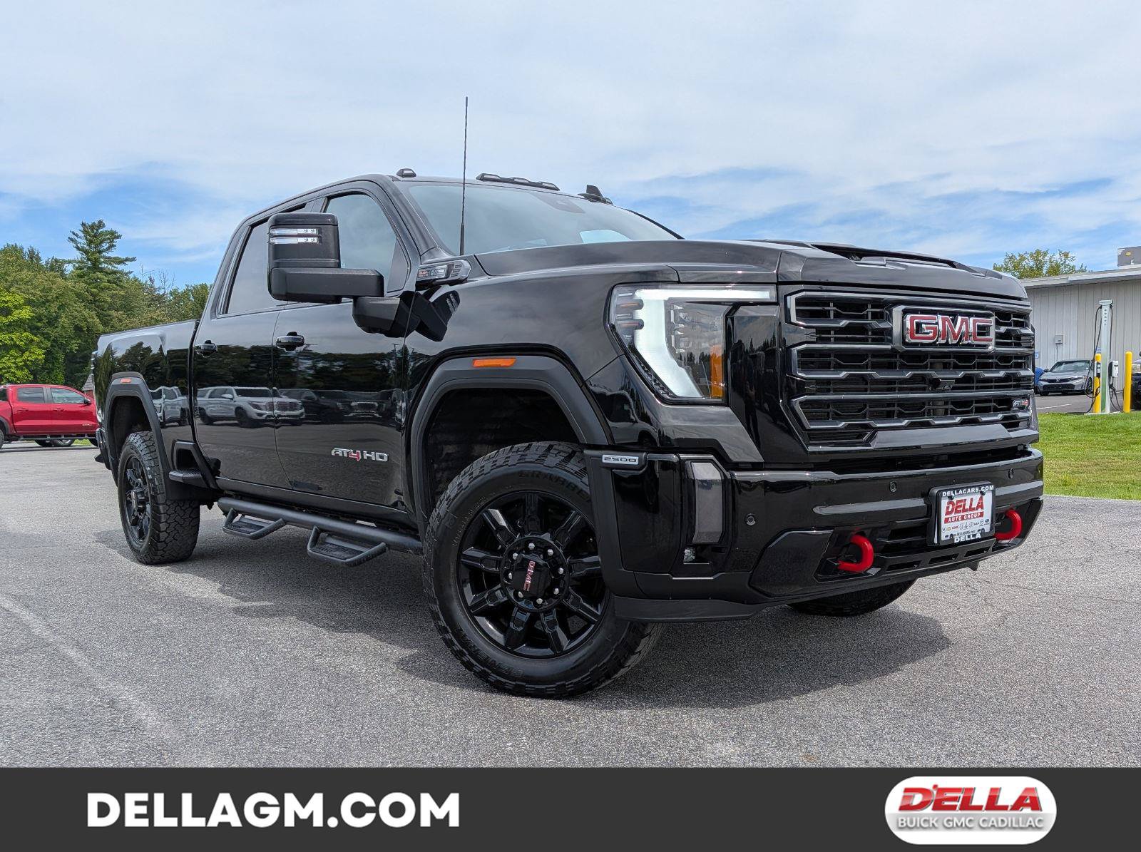 Used 2024 GMC Sierra 2500 AT4 w/ Technology Package AWD/4WD image 1