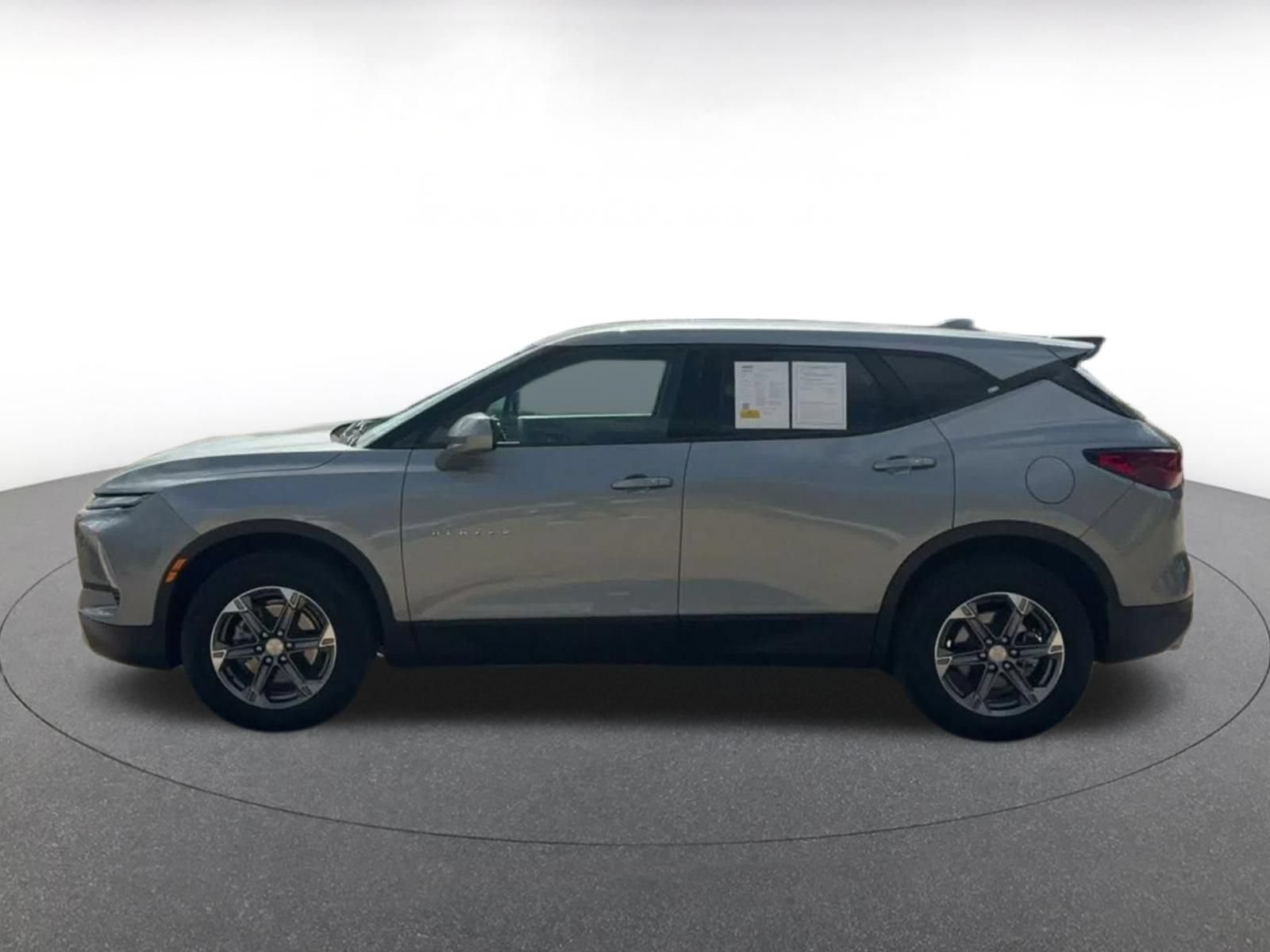 Used 2026 Chevrolet Blazer LT AWD/4WD image 8