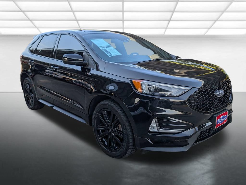 Used 2022 Ford Edge ST-Line w/ Class II Trailer Tow Package