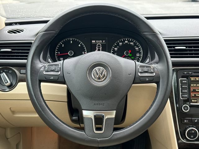 Used 2014 Volkswagen Passat TDI SEL Premium FWD image 14