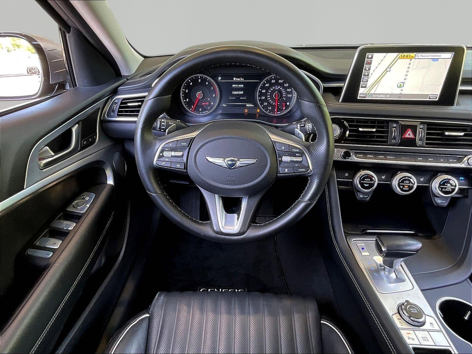 Used 2020 Genesis G70 2.0T w/ Elite Package RWD image 8