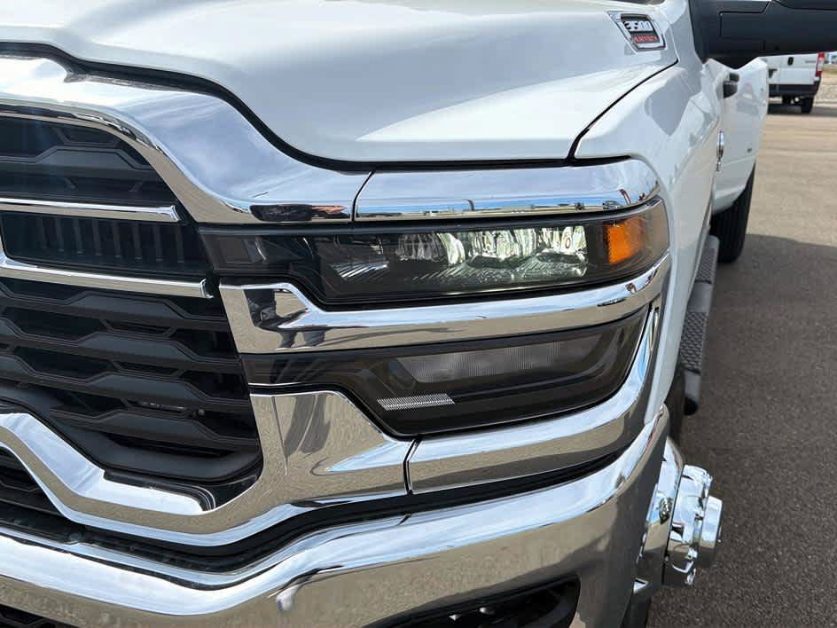 New 2026 RAM 3500 Tradesman AWD/4WD image 10