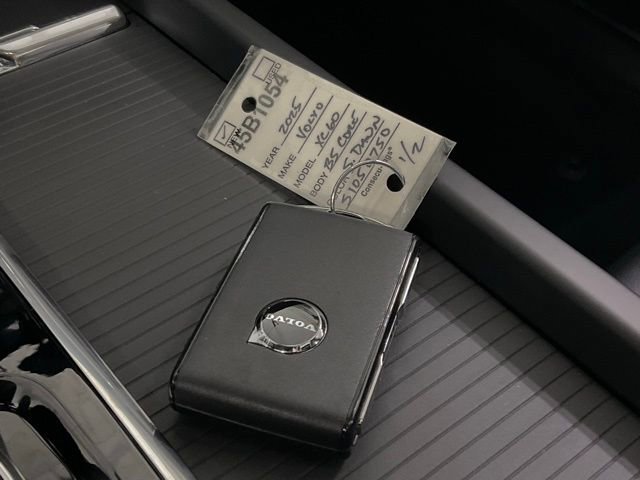 New 2025 Volvo XC60 B5 Core w/ Protection Package Premier image 57