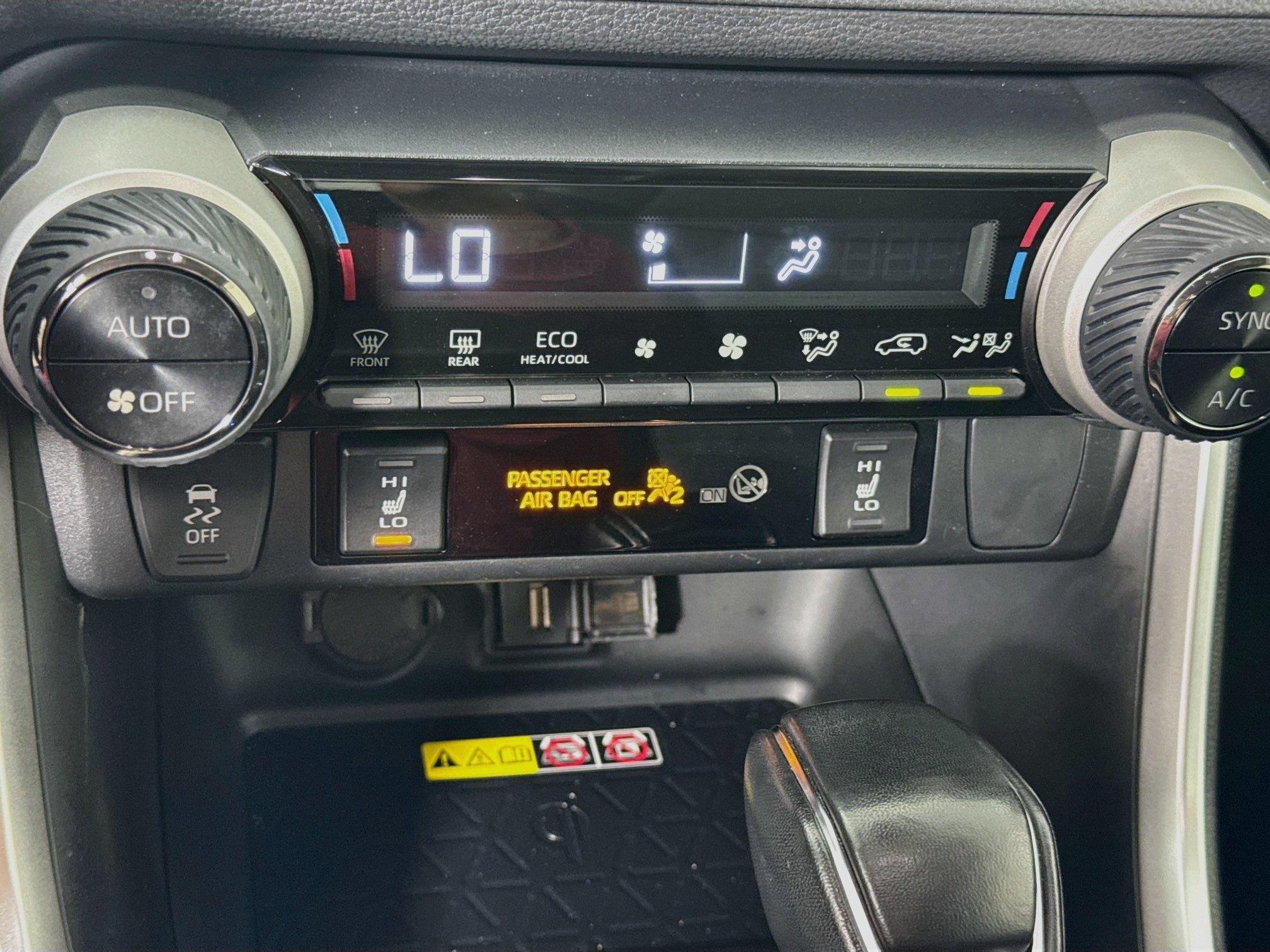 Certified 2022 Toyota RAV4 XLE Premium AWD/4WD image 16