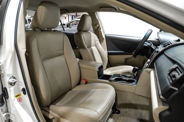Used 2012 Toyota Camry LE FWD image 35