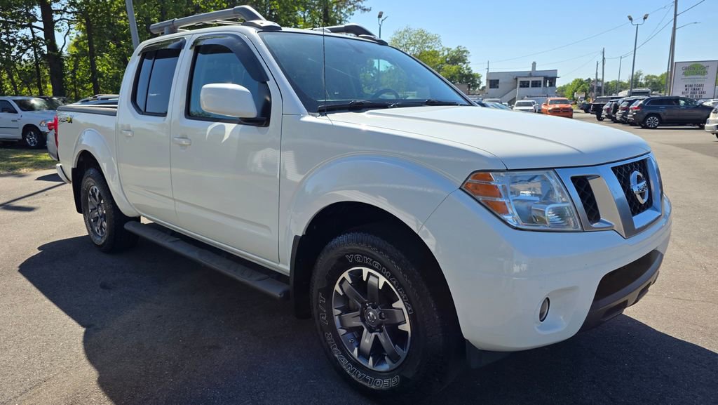Used 2015 Nissan Frontier PRO-4X w/ Pro-4x Luxury Package AWD/4WD image 3