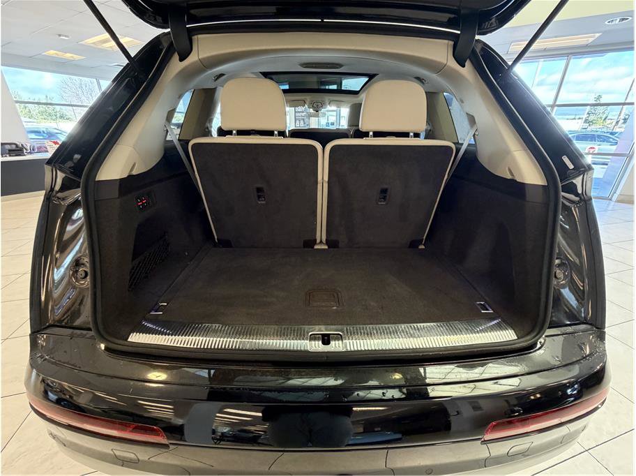 Used 2019 Audi Q7 2.0T Premium w/ Convenience Package image 31