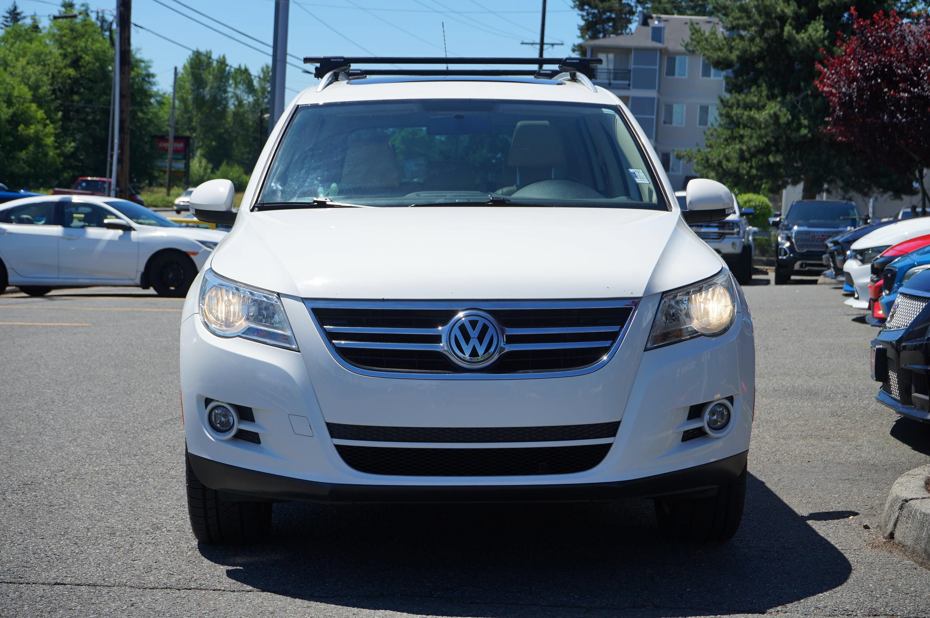 Used 2011 Volkswagen Tiguan S AWD/4WD image 9