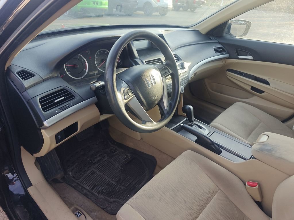 Used 2012 Honda Accord LX image 7
