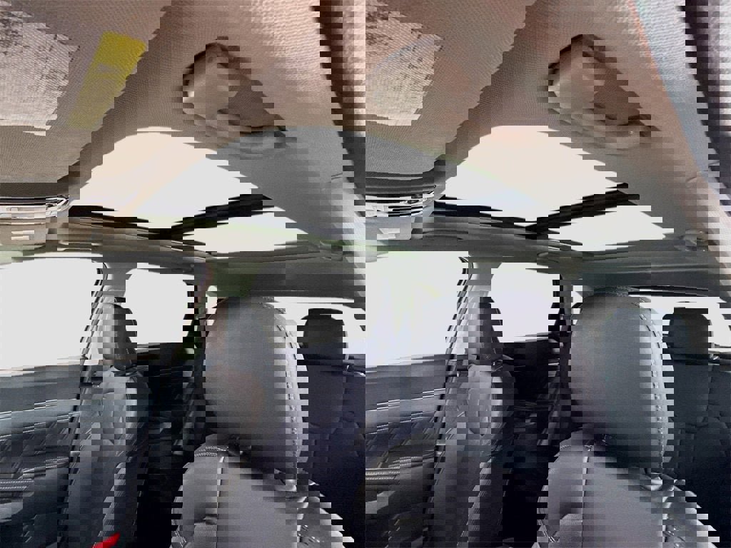 Used 2023 Kia Sorento SX image 16