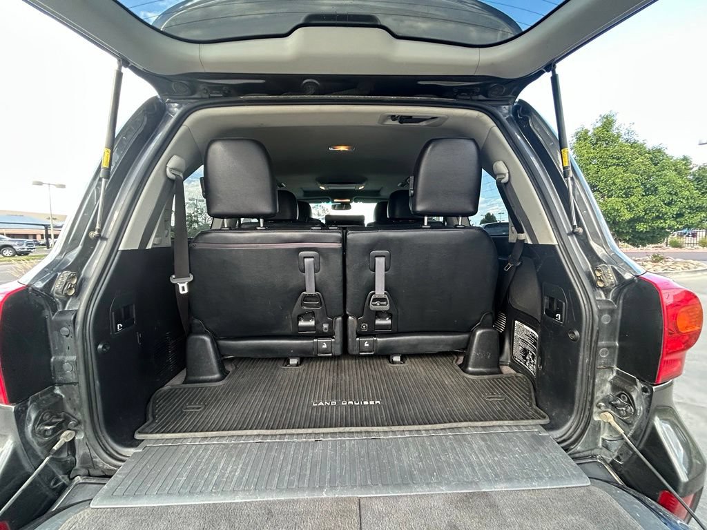 Used 2013 Toyota Land Cruiser AWD/4WD image 29