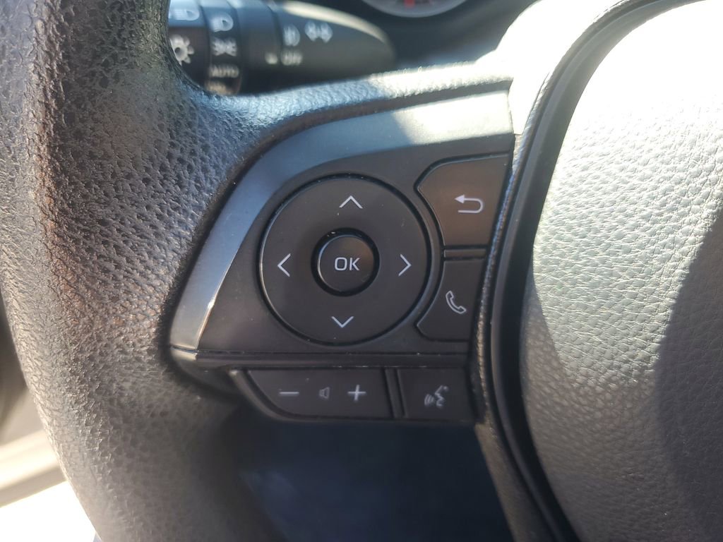 Used 2021 Toyota RAV4 XLE image 26