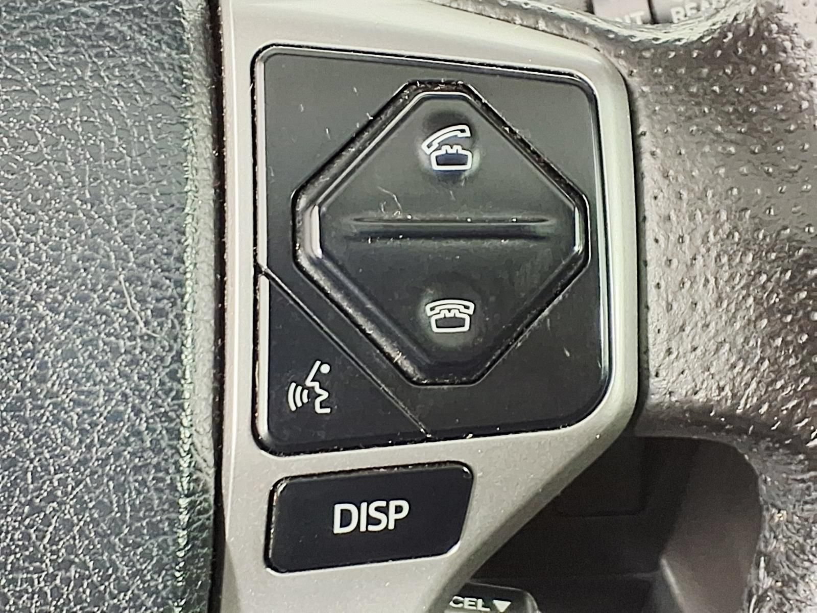 Used 2015 Toyota 4Runner SR5 Premium RWD image 18