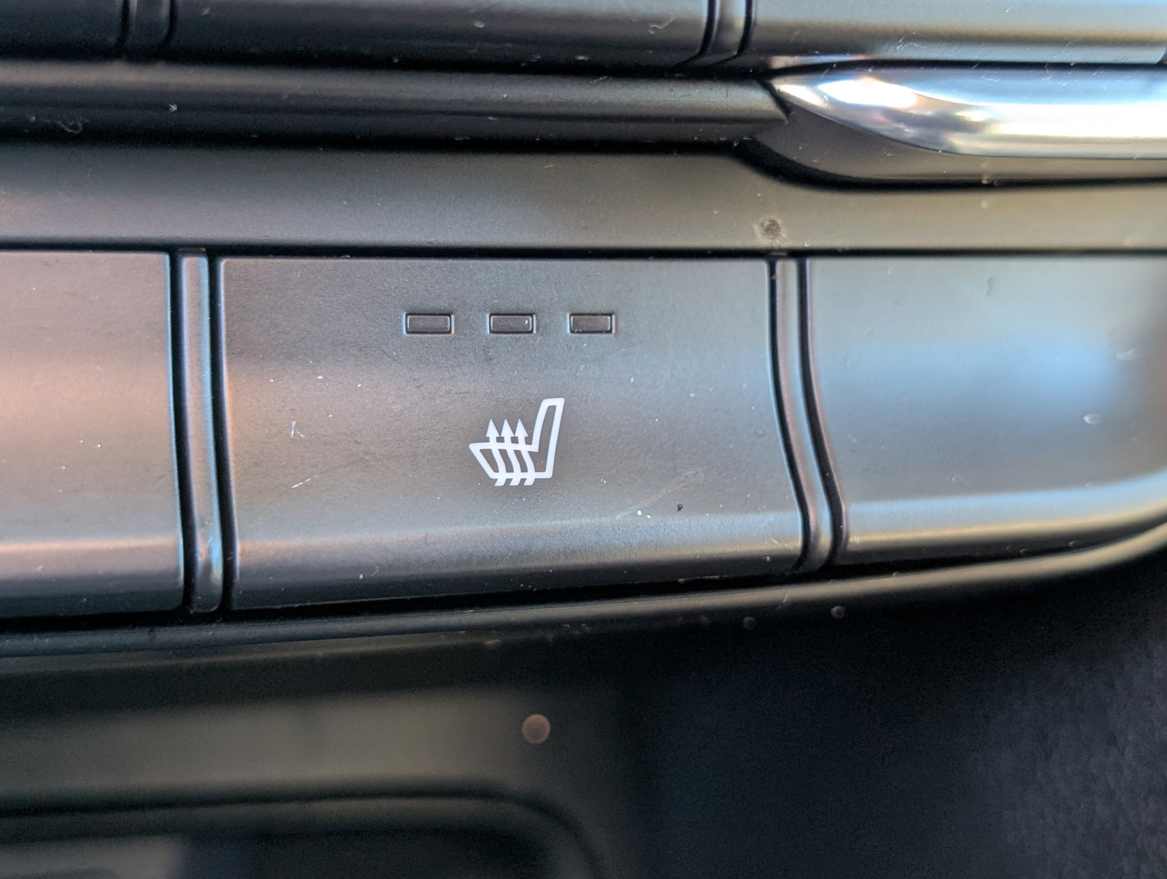 Used 2019 Hyundai Santa Fe Limited image 26