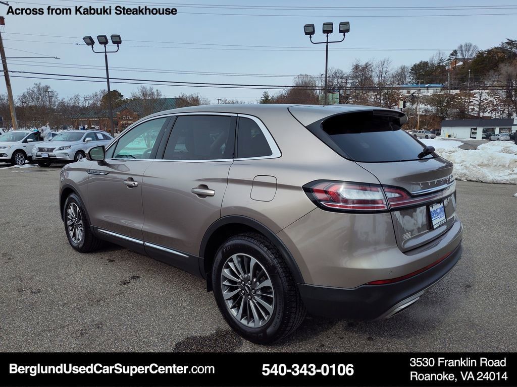 Used 2020 Lincoln Nautilus Premier w/ Equipment Group 101A image 6