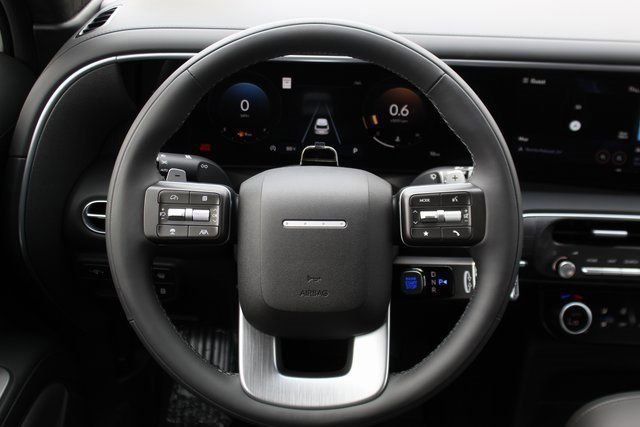 Used 2026 Hyundai Palisade Calligraphy image 7