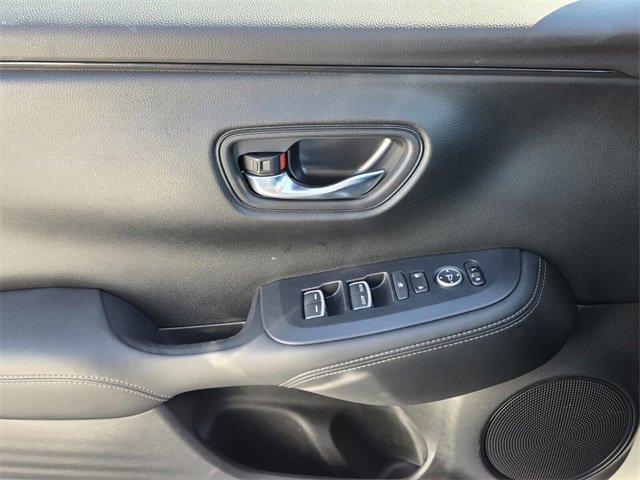 Used 2023 Honda HR-V EX-L image 31