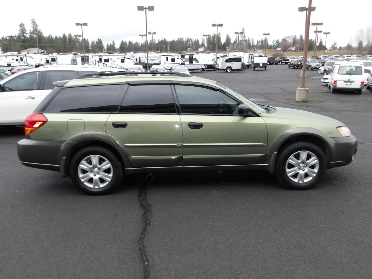Used 2005 Subaru Outback 2.5i AWD/4WD image 6