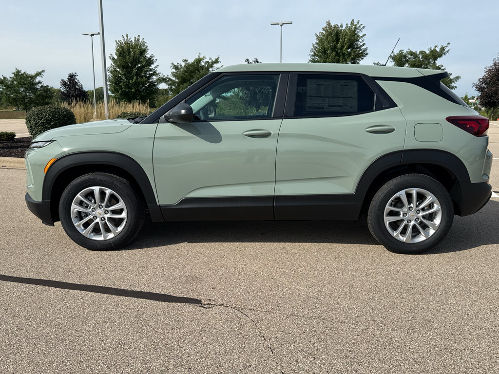 New 2026 Chevrolet TrailBlazer LS w/ LS Convenience Package FWD image 3