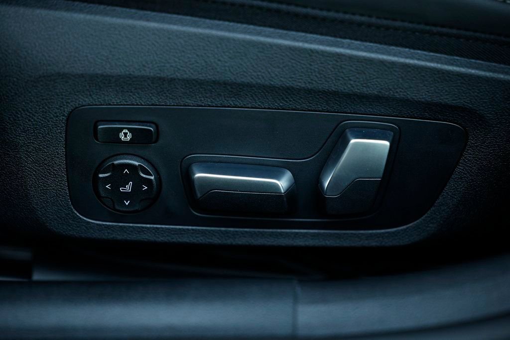New 2026 BMW 840i w/ M Sport Professional Package image 22