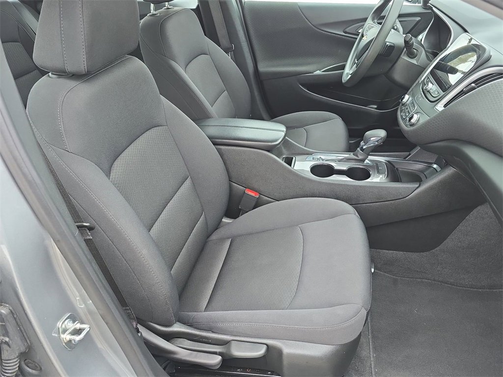 Used 2023 Chevrolet Malibu LT image 29