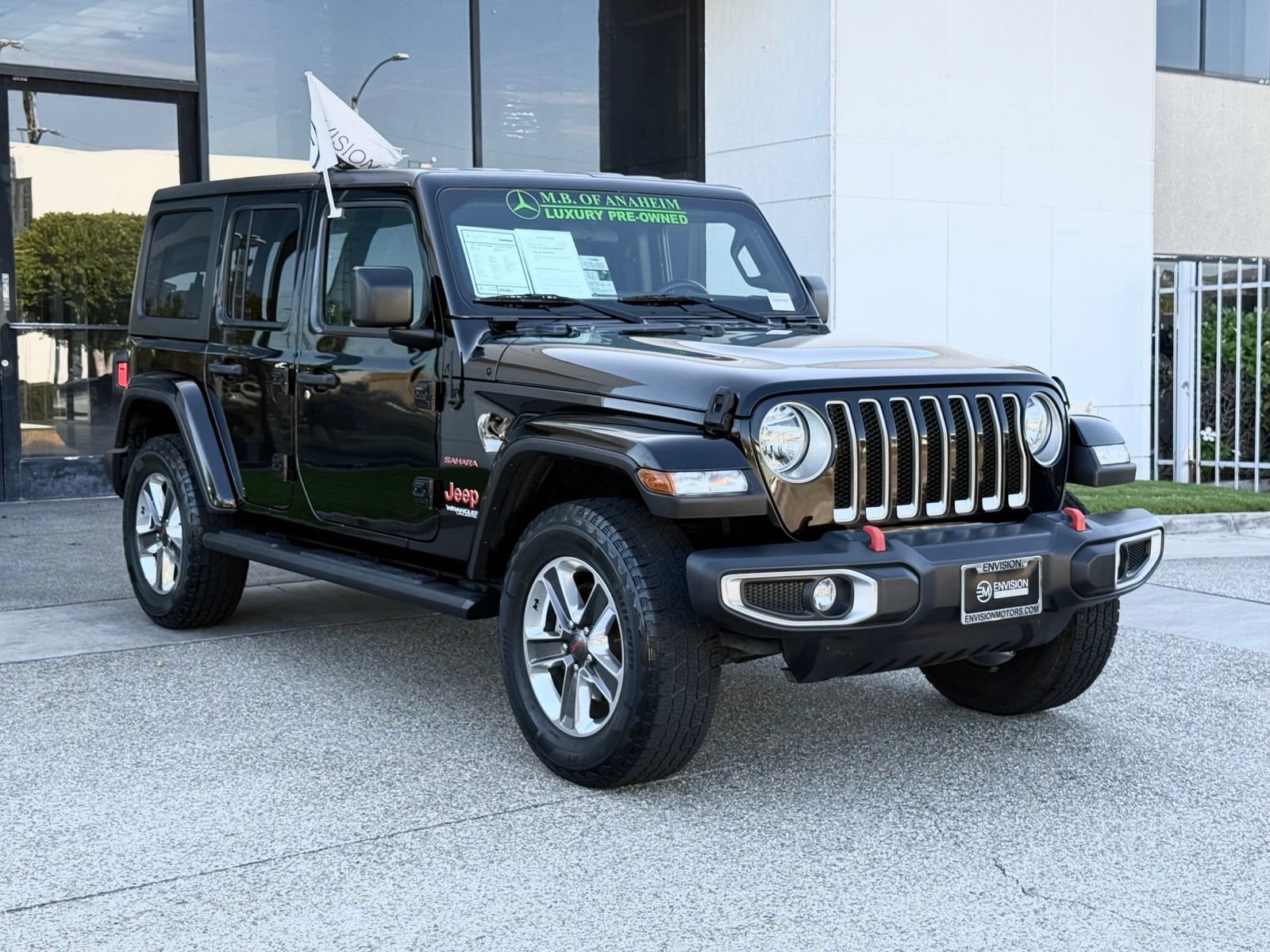 Used 2021 Jeep Wrangler Unlimited Sahara AWD/4WD image 8
