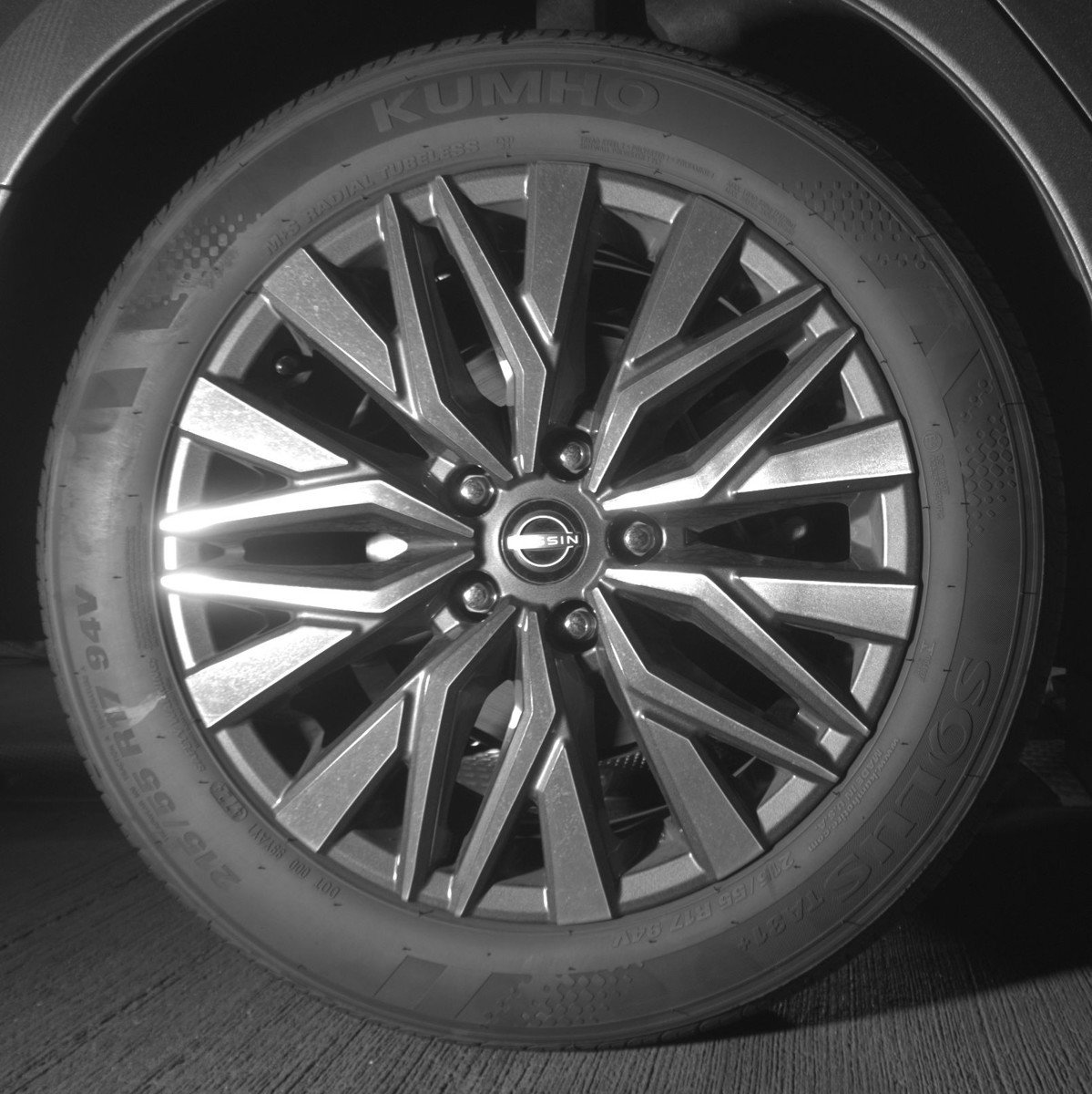 Used 2025 Nissan Altima 2.5 SV image 15