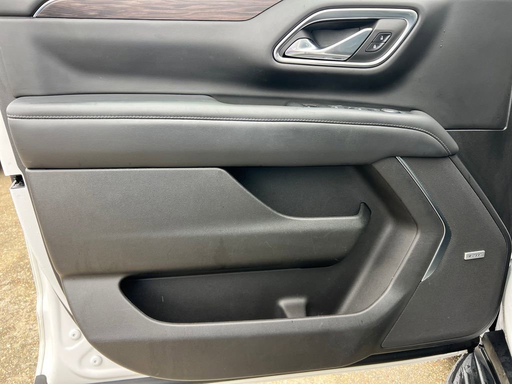 Used 2022 Chevrolet Tahoe LT w/ LT Signature Plus Package image 12