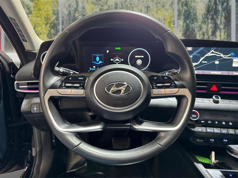 Used 2021 Hyundai Elantra Limited w/ Cargo Package image 16