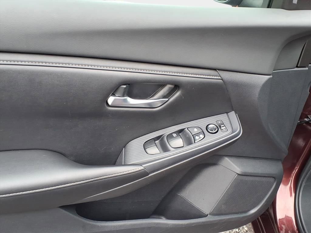 Used 2023 Nissan Sentra SV image 7