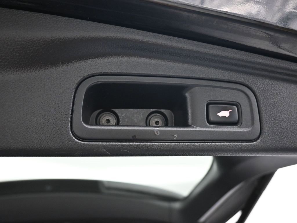 Used 2016 Honda Pilot Touring image 62