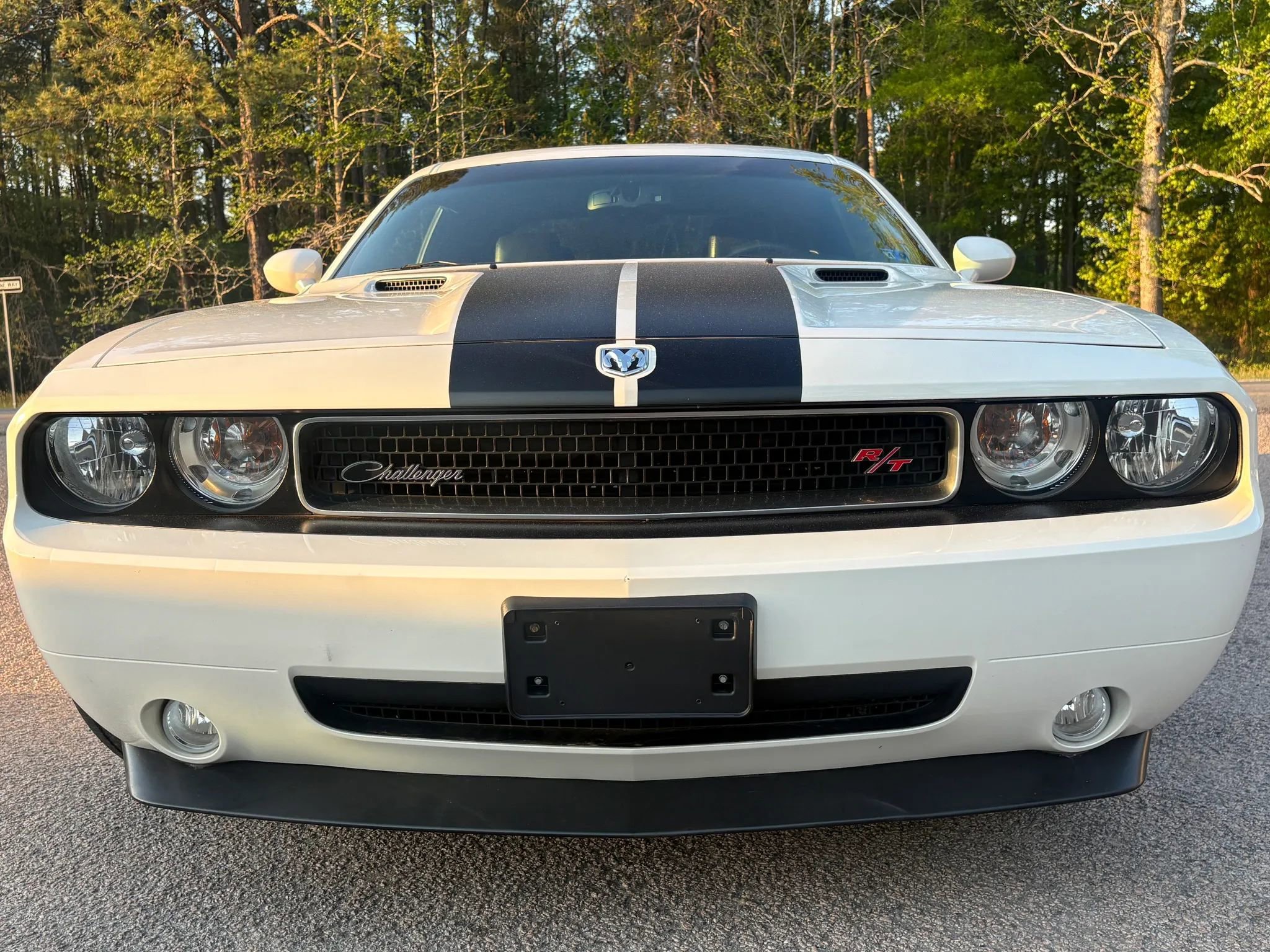 Used 2010 Dodge Challenger R/T RWD image 7