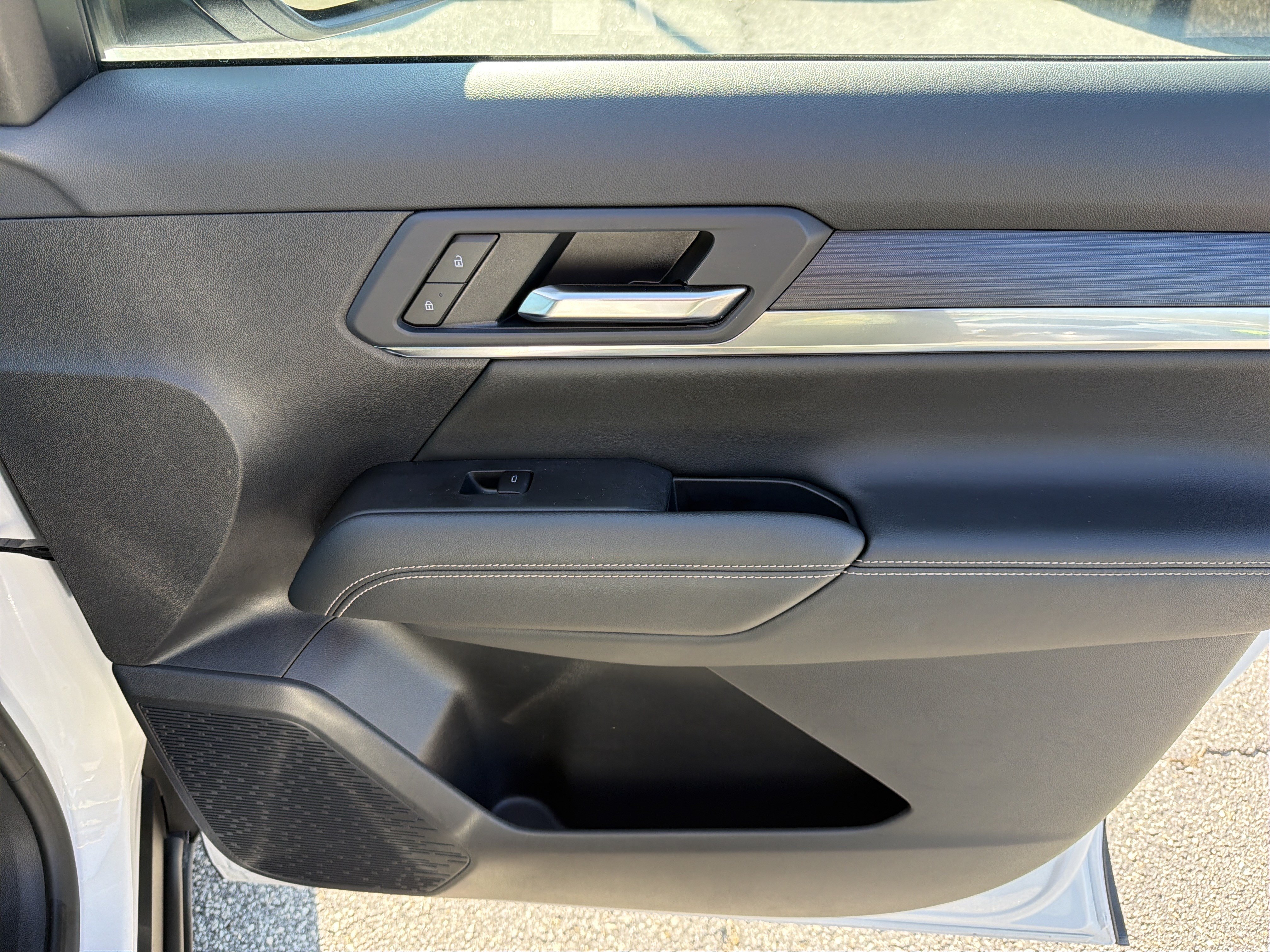 Used 2025 GMC Terrain Elevation FWD image 25
