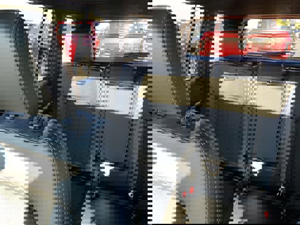 New 2026 Jeep Grand Cherokee Altitude image 14