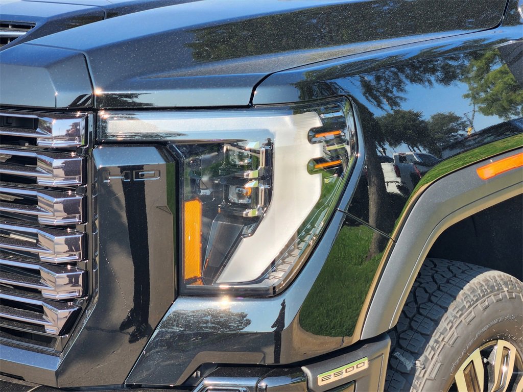 New 2026 GMC Sierra 2500 Denali Ultimate w/ Max Trailering Package image 5