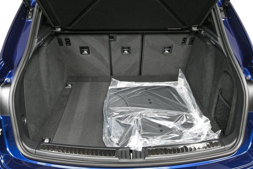 Certified 2026 Porsche Macan image 31