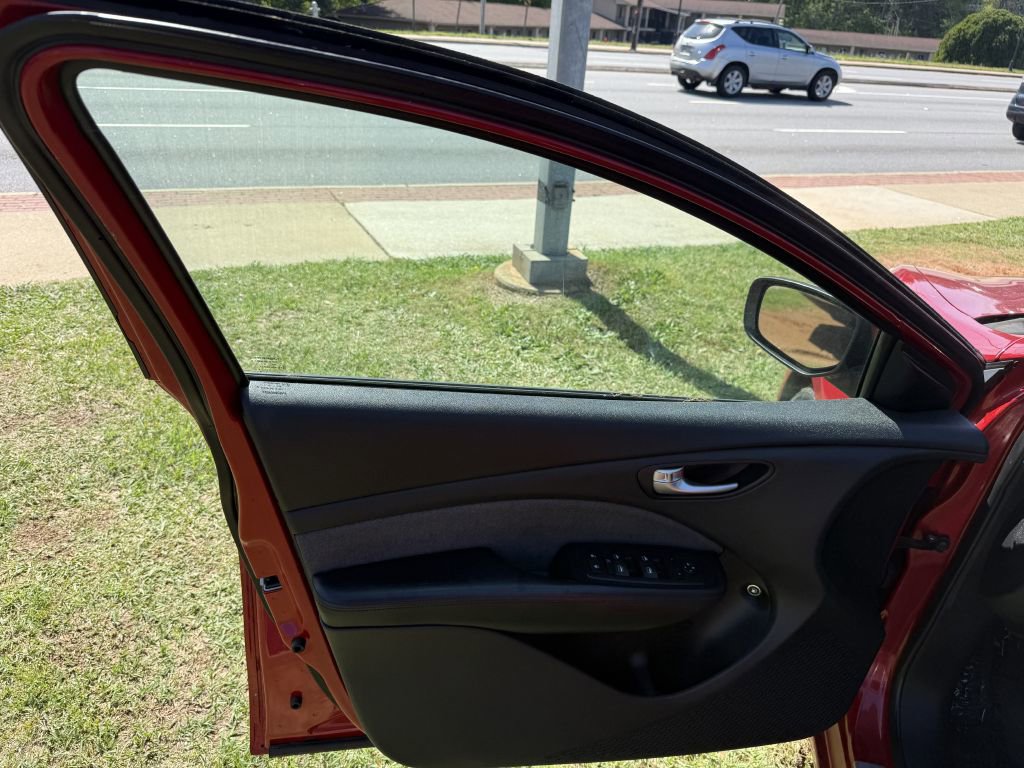 Used 2013 Dodge Dart SXT image 28